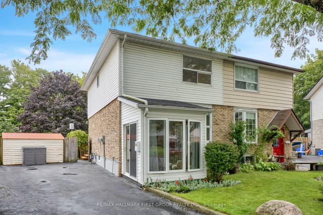 Semi-Detached at 963 Renfrew Court, Oshawa, ON L1J 6L2