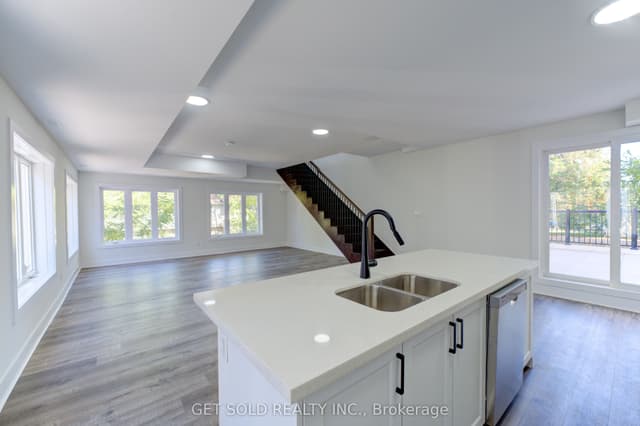 Condo Apartment at 6701 Thorold Stone Road 14, Niagara Falls, ON L2J 1B3