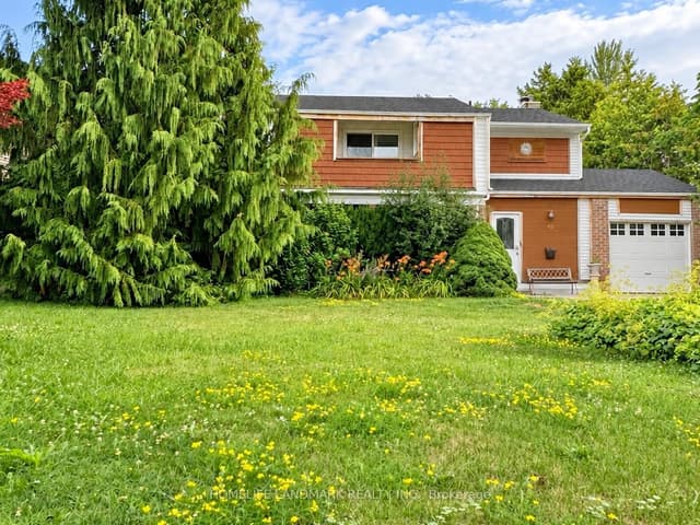 Detached at 45 Sandusky Crescent, Aurora, ON L4G 3N3
