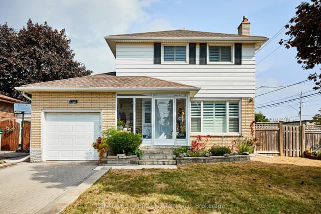 Detached at 1349 Somerville Street N, Oshawa, ON L1G 4L3