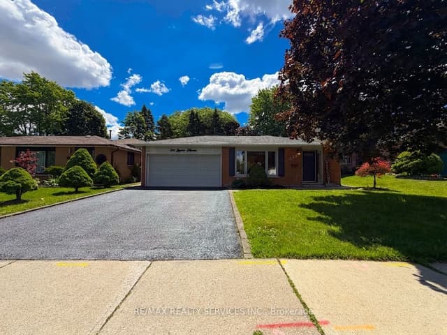 Detached at 238 Laurier Avenue, Milton, ON L9T 3V6