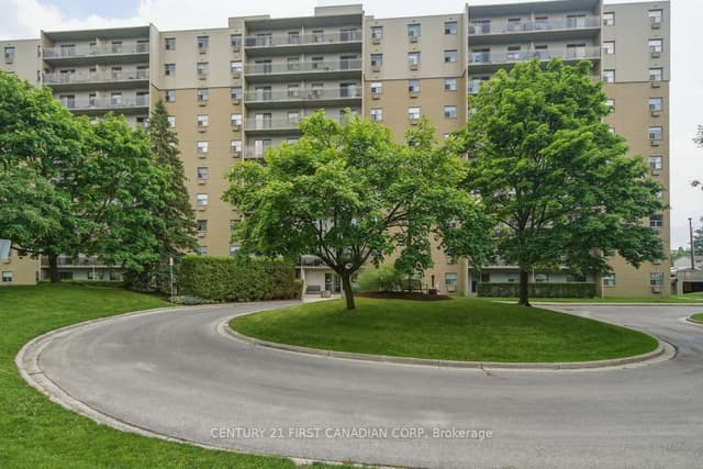 Condo Apartment at 931 WONDERLAND Road S 804, London South, ON N6K 2X6