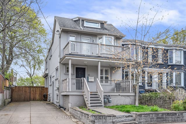 Detached at 12 Arlington Avenue, Toronto, ON M6G 3K8, Toronto C02