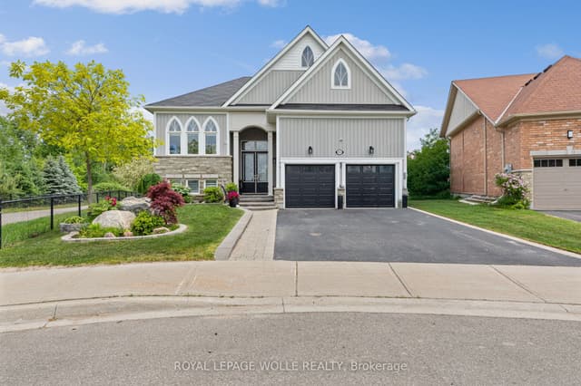 Detached at 43 Allegra Drive, Wasaga Beach, ON L9Z 0H1