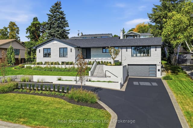 Detached at 841 Danforth Place, Burlington, ON L7T 1S1