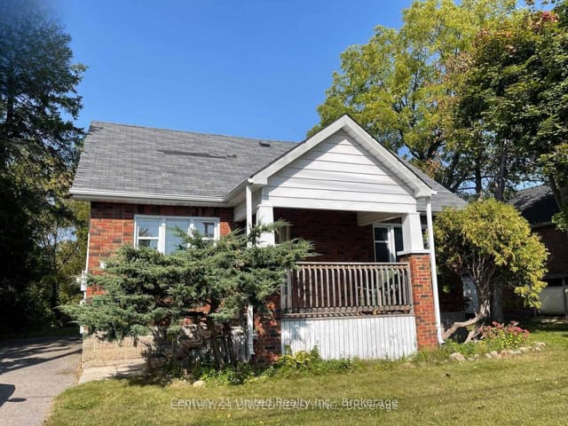 Detached at 140 Maria Street, Peterborough, ON K9H 1B9