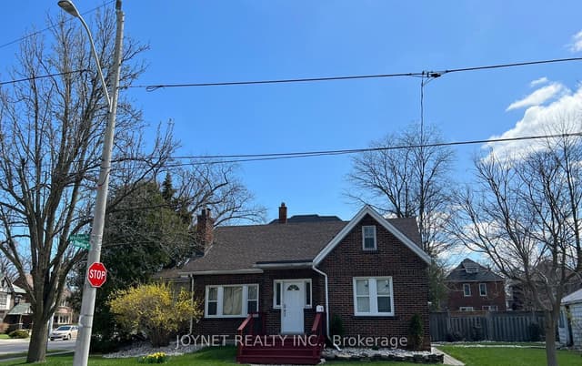 Detached at 68 Whitton Road, Hamilton, ON L8S 4C7