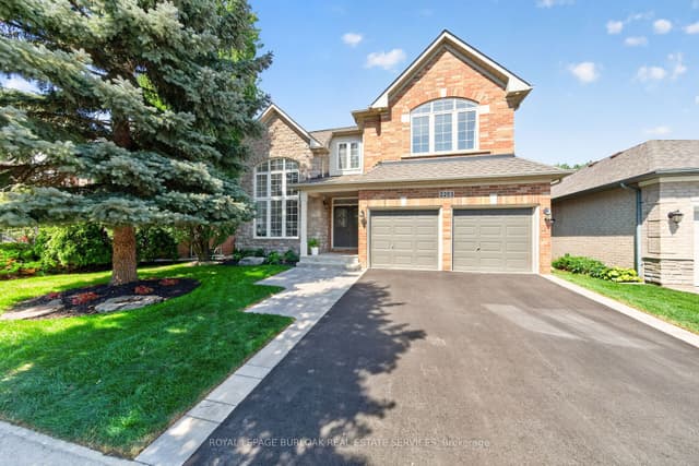 Detached at 2203 Turnberry Road, Burlington, ON L7M 4P9