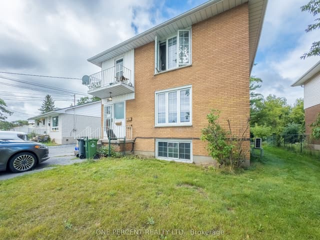 Triplex at 16 DALY Street, Kingston, ON K7K 4Y9