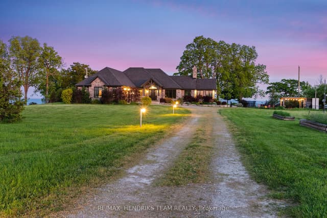 Detached at 515 Sandy Bay Road, Haldimand, ON N1A 2W6