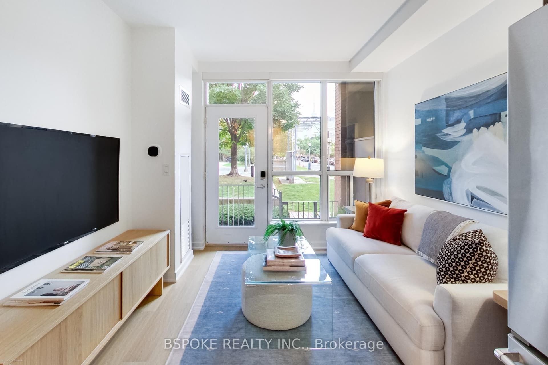 Suite 132 · Floor 1, Unit 132 · 1005 King St W