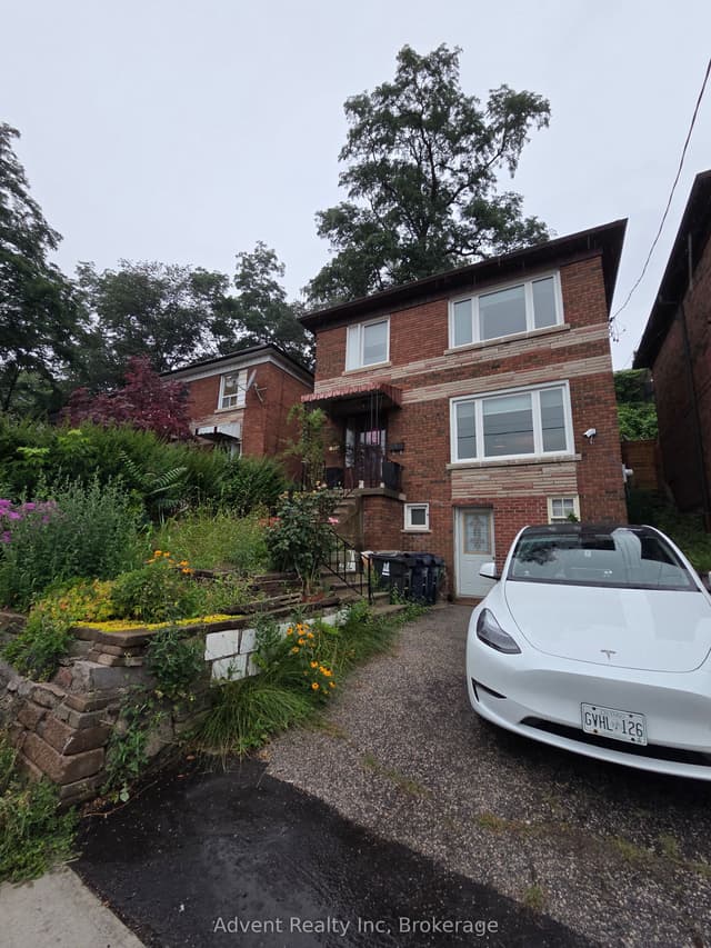 Detached at 800 Davenport Road, Toronto, ON M6G 2B3, Toronto C02