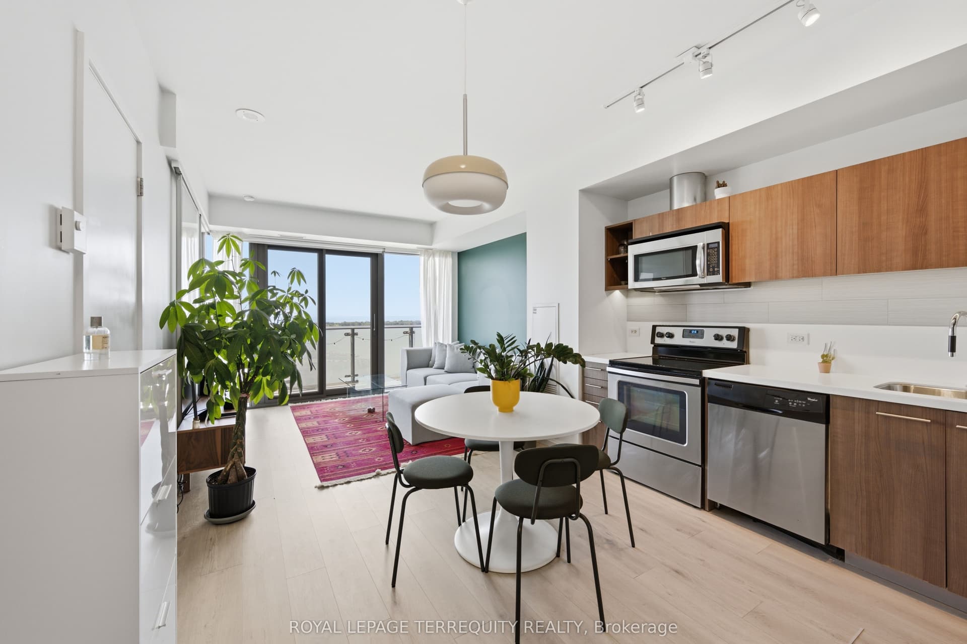 Suite 2107 · Floor 21, Unit 2107 · 70 Distillery Lane