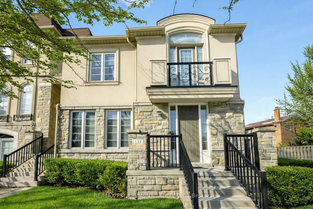 Condo Townhouse at 131 Robert Speck Parkway, Mississauga, ON L4Z 0A6