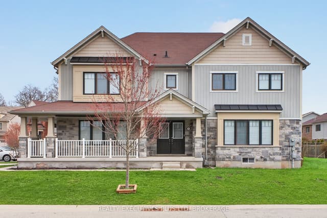 Detached at 7829 Buckeye Crescent, Niagara Falls, ON L2H 0P1