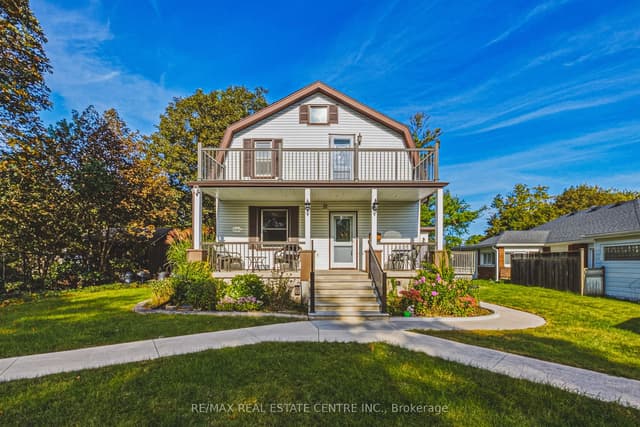 Detached at 950 Hamilton Street, Cambridge, ON N3H 3E8