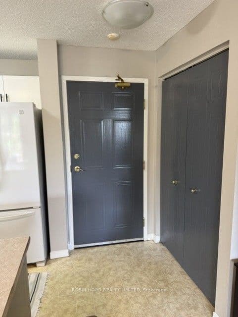 Condo Apartment at 3160 Wildwood Drive 203, Windsor, ON N8R 2K8