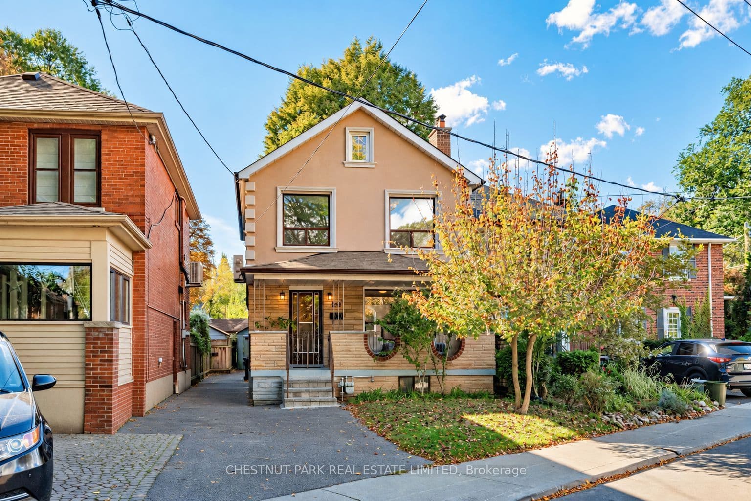 122 Forman Ave