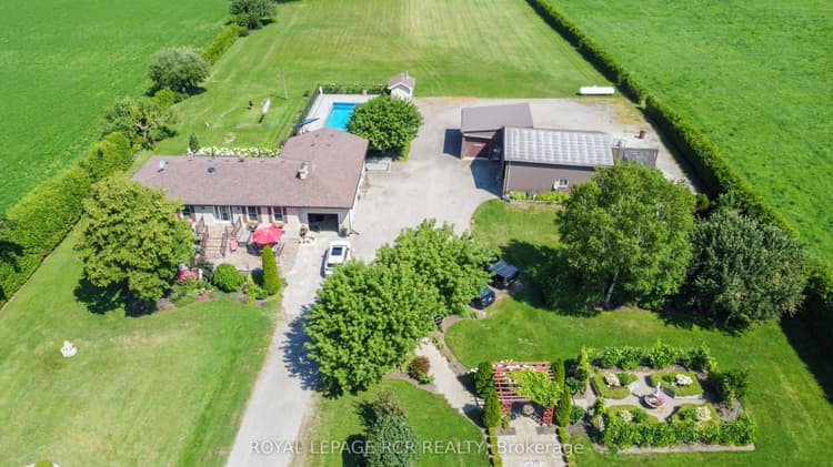 243067 Sideroad Five Side Road