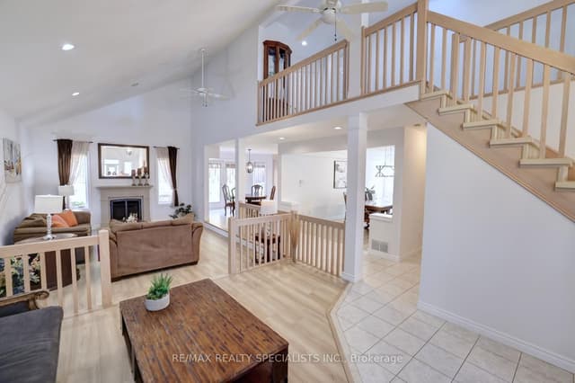 Detached at 79 Westlawn Drive, Hamilton, ON L9B 2K9