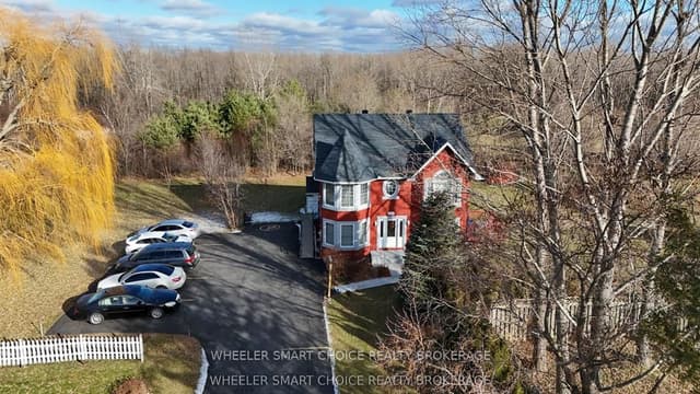 Office at 2135 Pitt Street, Cornwall, ON K6K 1A1