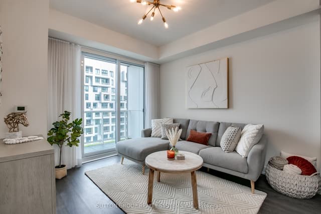 Condo Apartment at 80 Vanauley Street 910, Toronto, ON M5T 0C9, Toronto C01