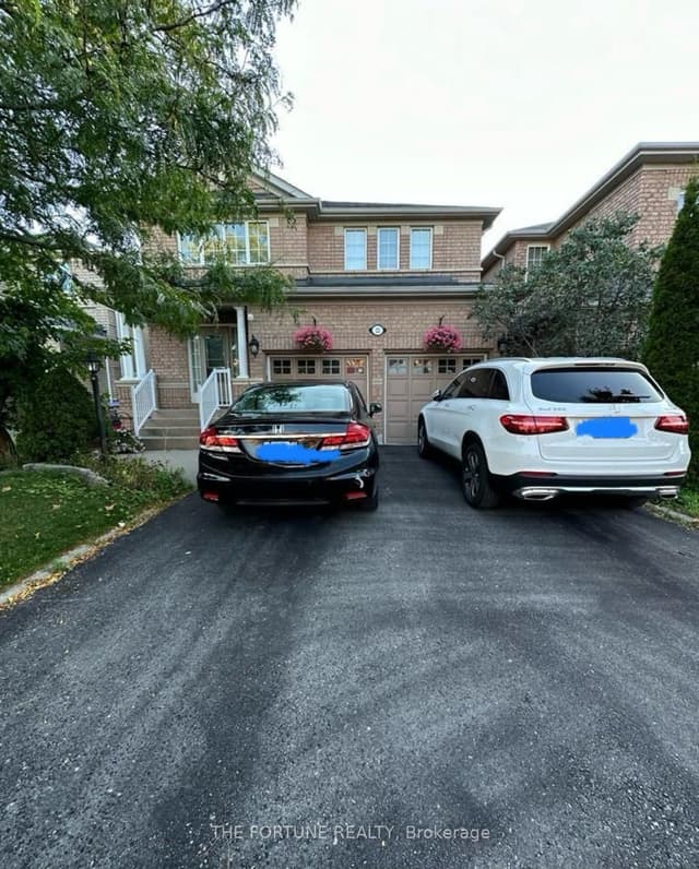 Detached at 22 Waterdale Road Upper, Brampton, ON L7A 1S3