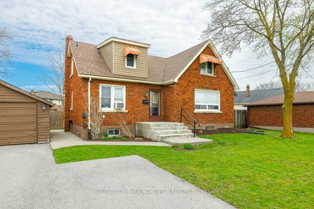 Detached at 5110 Stanley Avenue, Niagara Falls, ON L2E 5A2