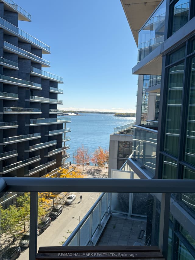 Condo Apartment at 15 Merchants' Wharf 807, Toronto, ON M5A 0N8, Toronto C08