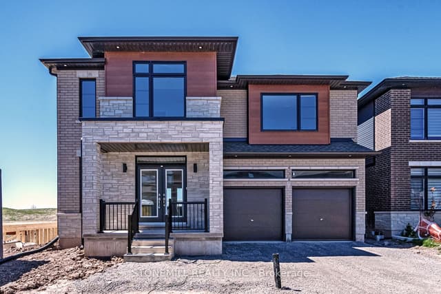 Detached at 229 Midland Place, Welland, ON L3B 0H4