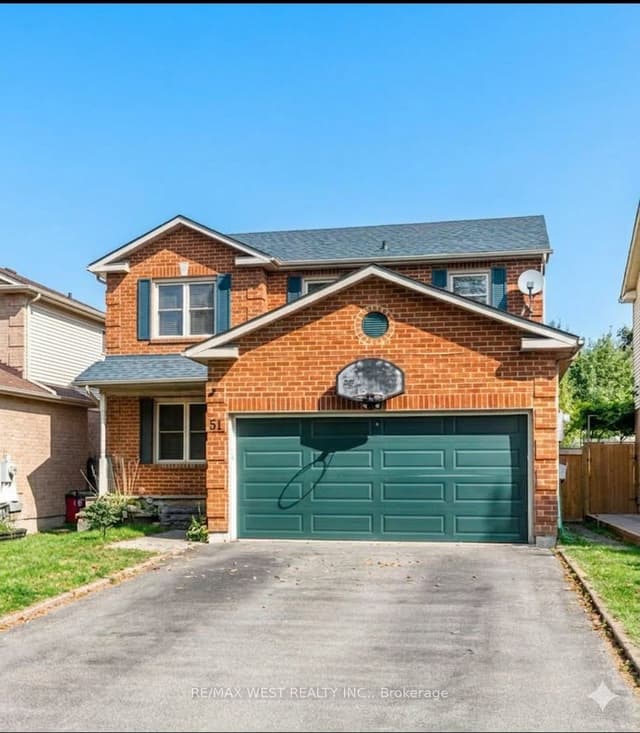 Detached at 51 Moorcrest Drive, Aurora, ON L4G 6C6