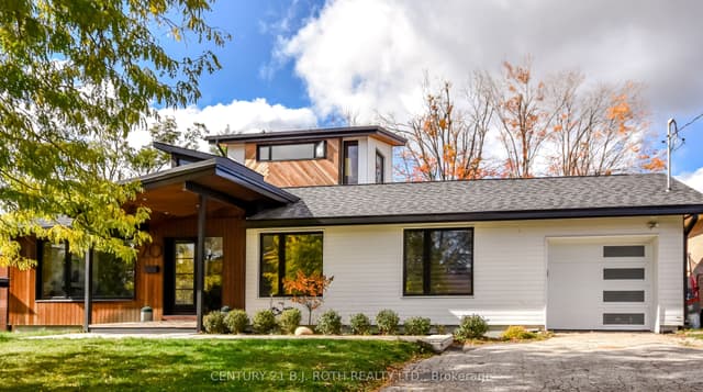 Detached at 20 Weldon Street, Barrie, ON L4M 4J4