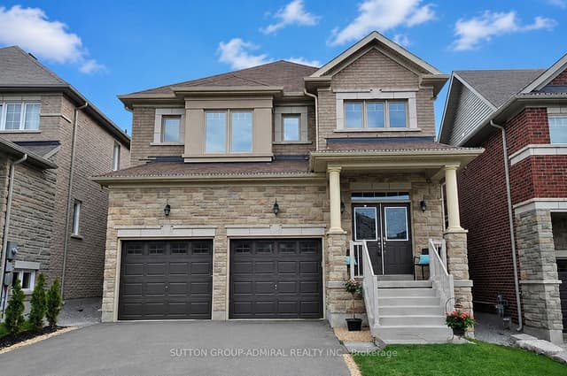 Detached at 232 Frederick Curran Lane, Newmarket, ON L3X 3J3