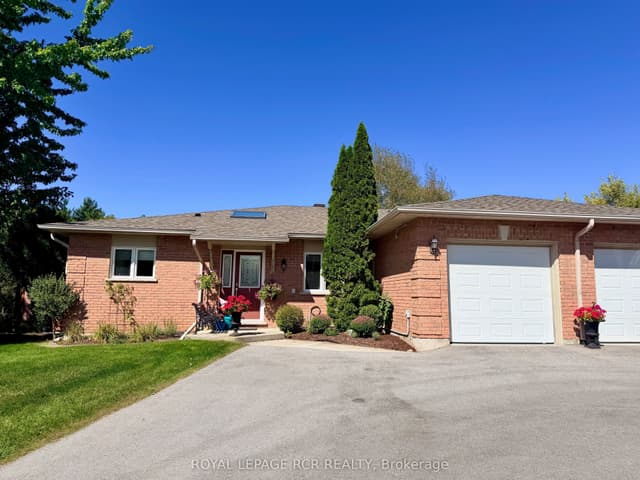 Condo Townhouse at 28 Reddington Drive 1, Caledon, ON L7E 0E4