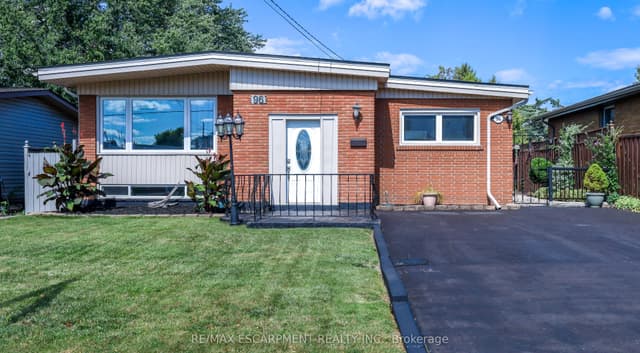 Detached at 96 Fielding Crescent, Hamilton, ON L8V 2P5