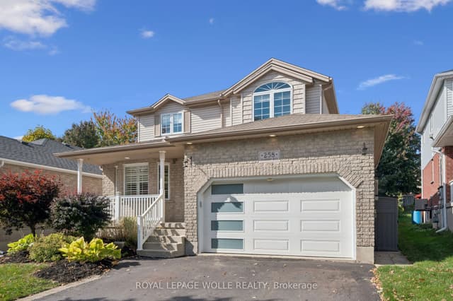 Detached at 258 Dearborn Boulevard, Waterloo, ON N2J 4Y6