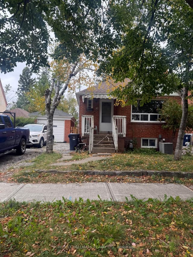 Detached at 32 Newton Drive, Toronto, ON M2M 2M7, Toronto C14