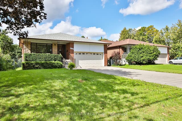 Detached at 2636 Victoria Park Avenue, Toronto, ON M2J 4A6, Toronto C15