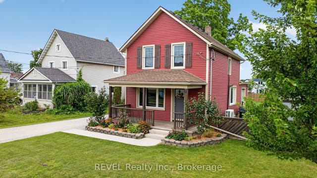 Detached at 312 Phipps Street, Fort Erie, ON L2A 2V6