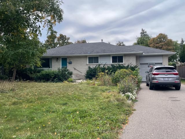 Detached at 16 Plainsman Road, Mississauga, ON L5N 1C5