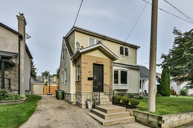 Detached at 29 Topham Road, Toronto, ON M4B 3K3, Toronto E03