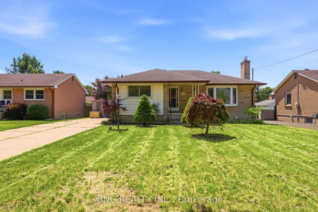 Detached at 1737 WAVELL Street, London East, ON N5W 2E2