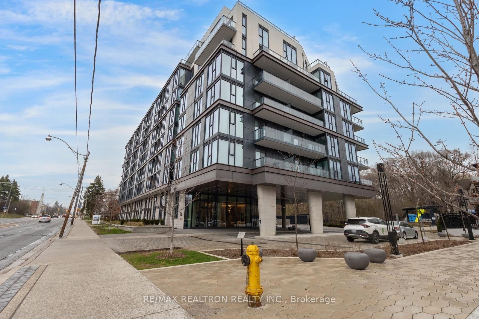 Suite 416 · Floor 4, Unit 416 · 250 Lawrence Ave W