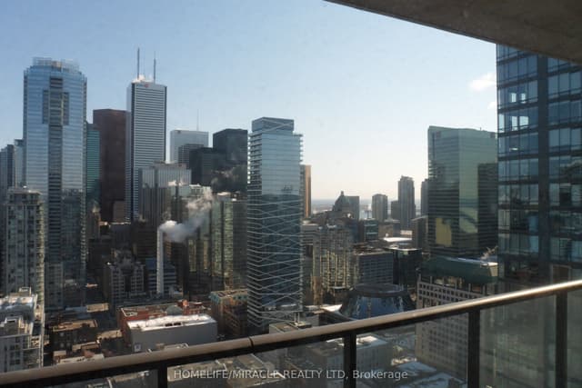 Condo Apartment at 290 Adelaide Street W 3408, Toronto, ON M5V 1P6, Toronto C01
