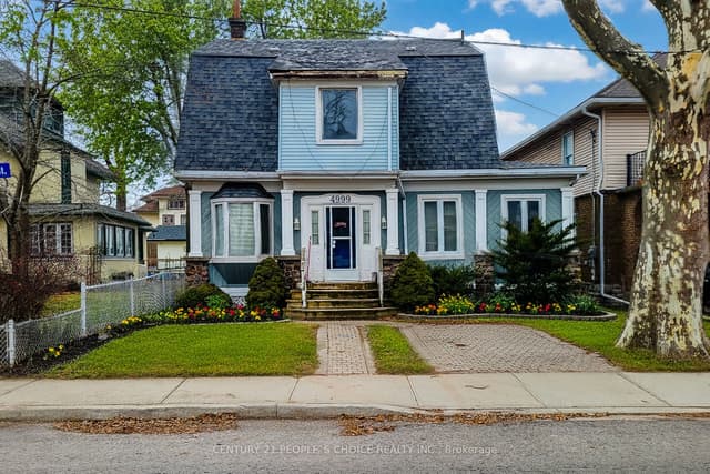 Fourplex at 4999 Mcrae Street, Niagara Falls, ON L2E 1P2