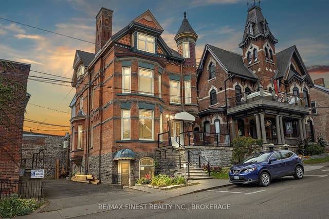 Detached at 10 Victoria Avenue, Brockville, ON K6V 2B1