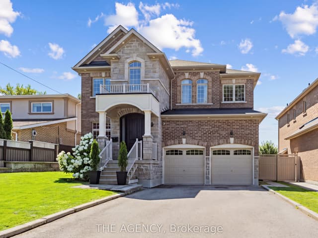Detached at 576 Oakwood Drive, Pickering, ON L1W 2W7