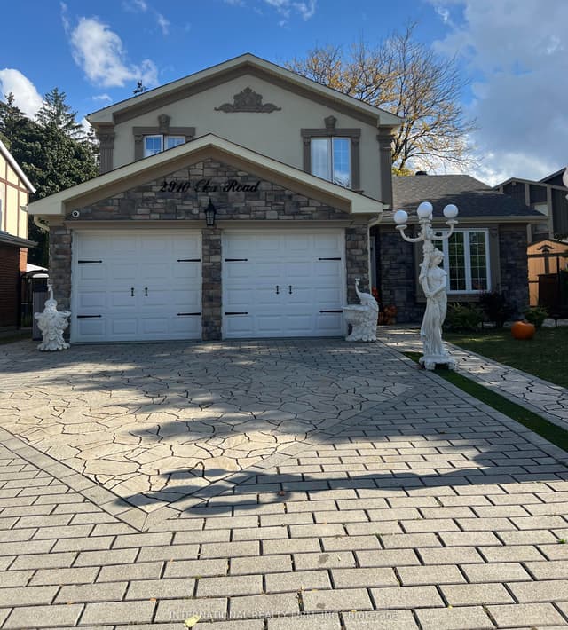 Detached at 2910 Oka Road, Mississauga, ON L5N 1W9