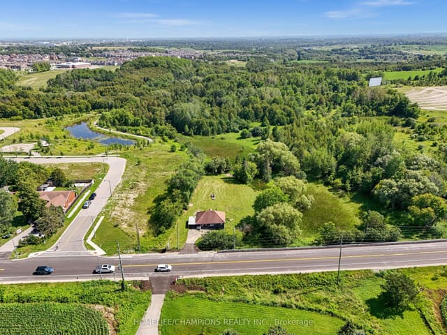 Detached at 997 Mount Albert Road, East Gwillimbury, ON L0G 1V0