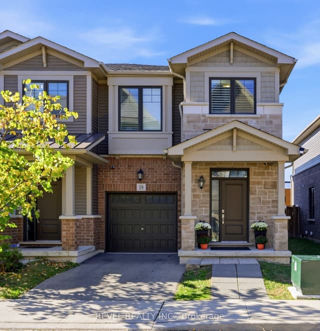 Att/Row/Townhouse at 19 HIBISCUS Lane, Hamilton, ON L8K 0A4